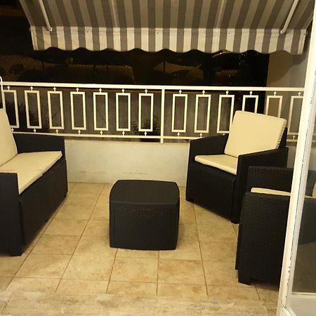Superbe 3P 2Chambres, 2Terrasses Cannes Centre-Ville, 4 Min A Pied De La Croisette Sas-Meredith Loc Dış mekan fotoğraf
